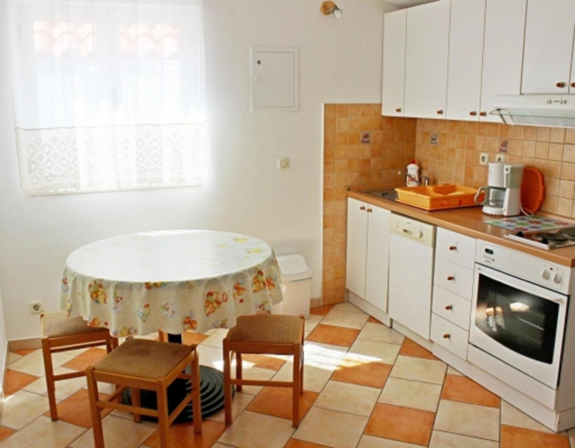Apartments Pansion Franka Brist Exterior photo