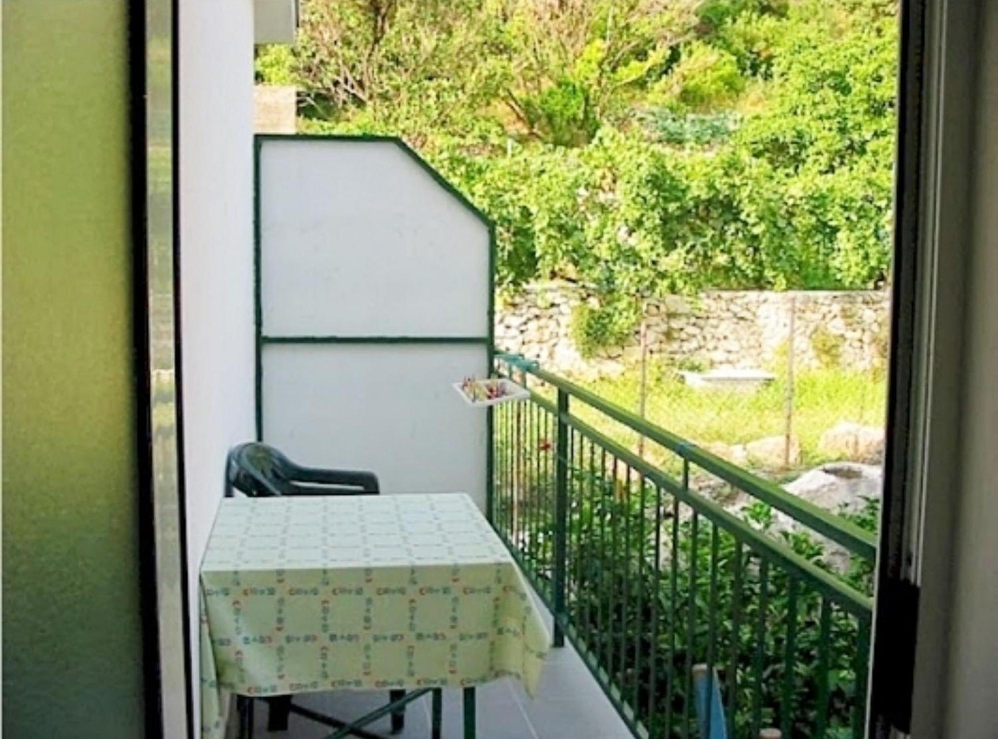 Apartments Pansion Franka Brist Exterior photo
