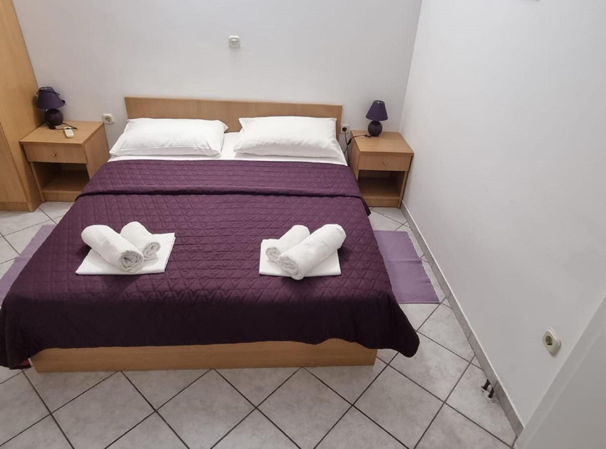 Apartments Pansion Franka Brist Exterior photo