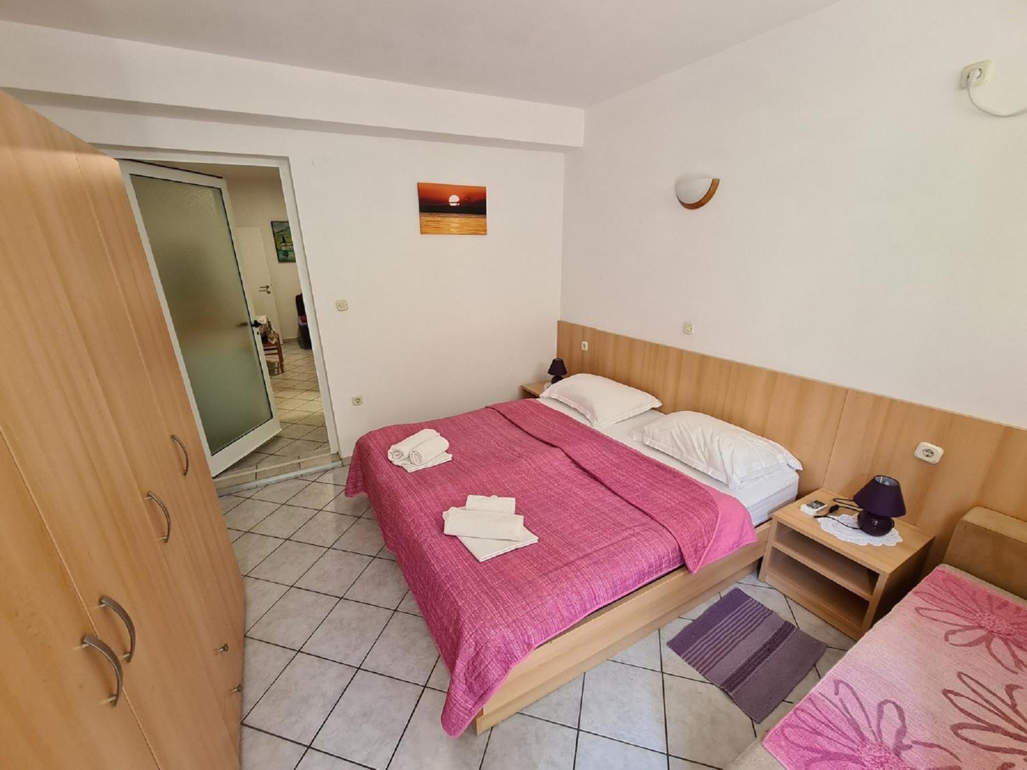 Apartments Pansion Franka Brist Exterior photo